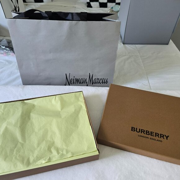 Neimans Authentic Set of 2 Kids Burberry Shirts w/ Box Hangers Bag Ret. $370 + - Picture 3 of 8